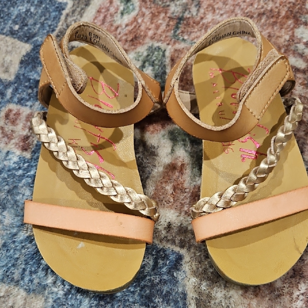 Charming Tan and Gold Kids Sandals